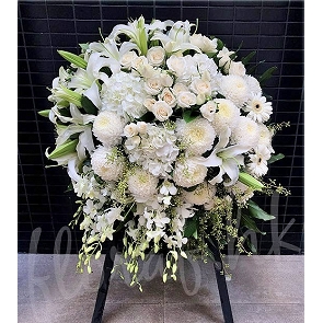 F107 Funeral Wreath Stand HK 香港帛事喪禮花牌花圈  F107 Funeral Wreath Stand HK 香港帛事喪禮花牌花圈